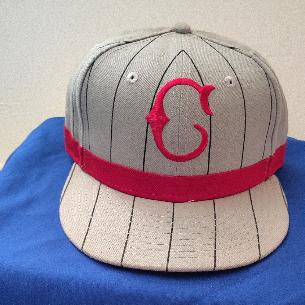 Men's Gray and Red Baseball Cap